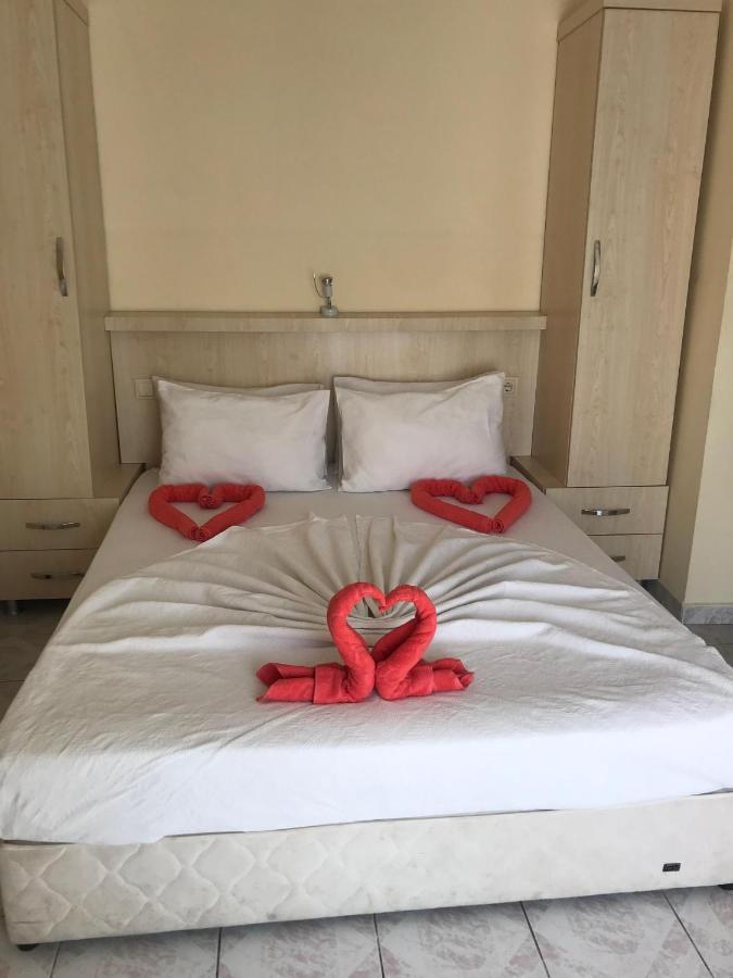 Kahraman Hotel Side Bagian luar foto