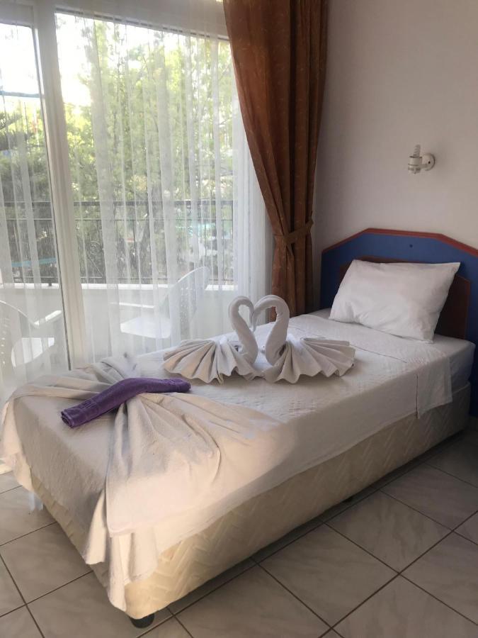 Kahraman Hotel Side Bagian luar foto