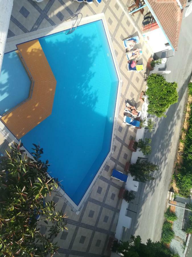 Kahraman Hotel Side Bagian luar foto
